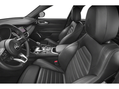 2023 Alfa Romeo Giulia Estrema