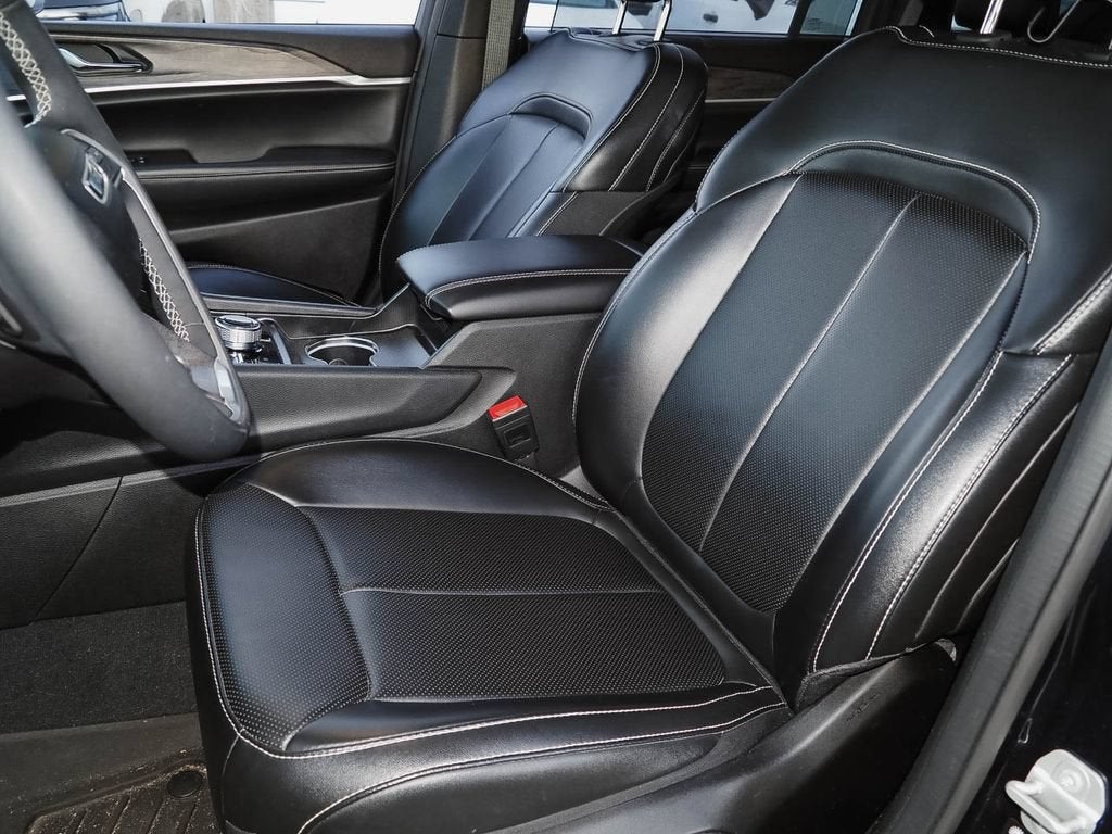 2024 Jeep Grand Cherokee L Limited 4x4