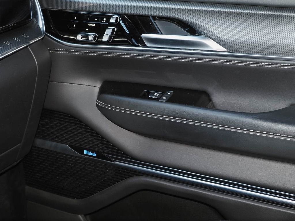 2022 Jeep Grand Wagoneer Series II Obsidian 4x4