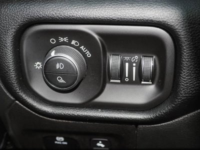 2022 RAM 1500 Laramie Crew Cab 4x4 5'7" Box