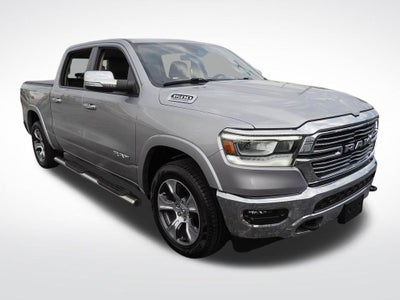 2022 RAM 1500 Laramie Crew Cab 4x4 5'7" Box