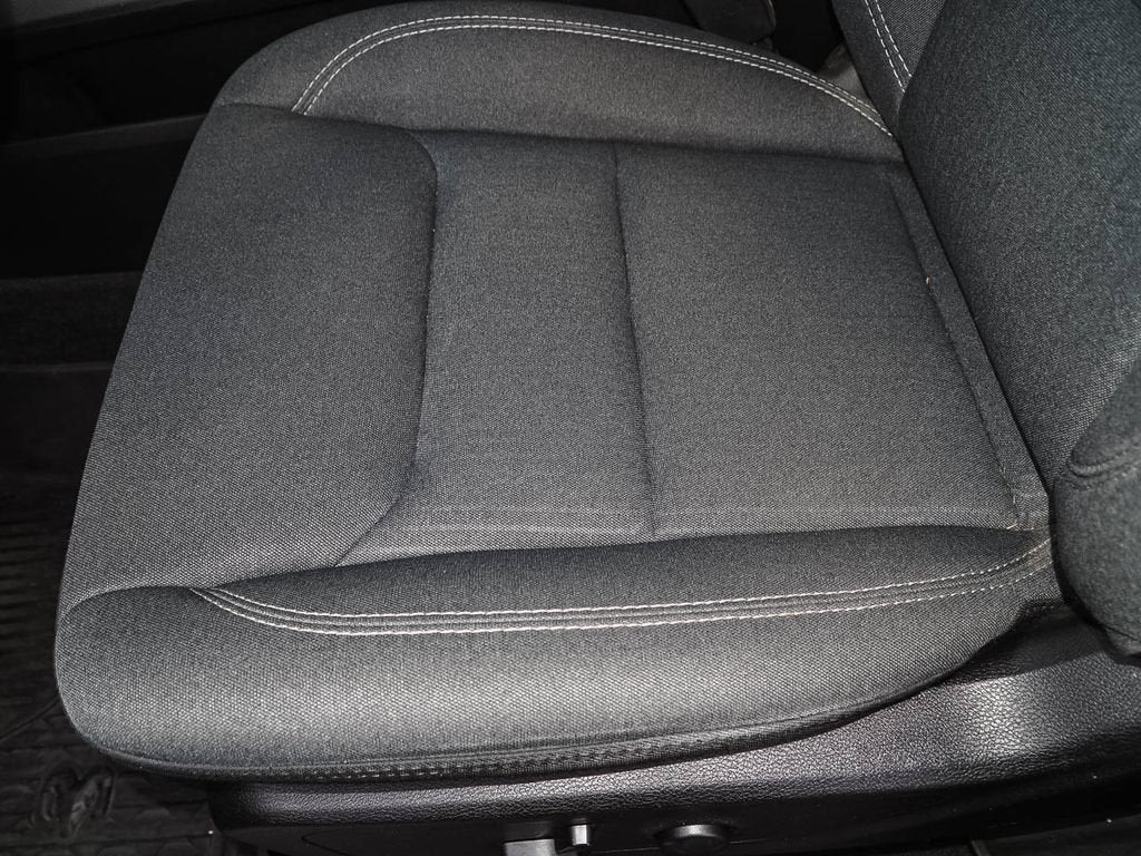 2021 RAM 1500 Big Horn Crew Cab 4x4 6'4" Box