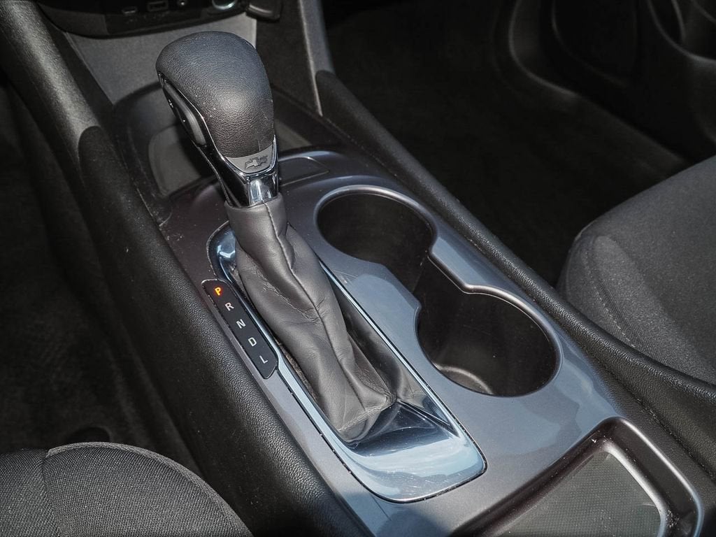 2022 Chevrolet Malibu LS