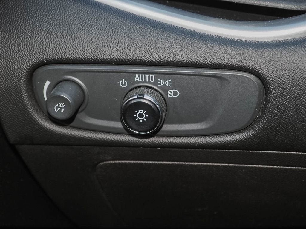 2022 Chevrolet Malibu LS