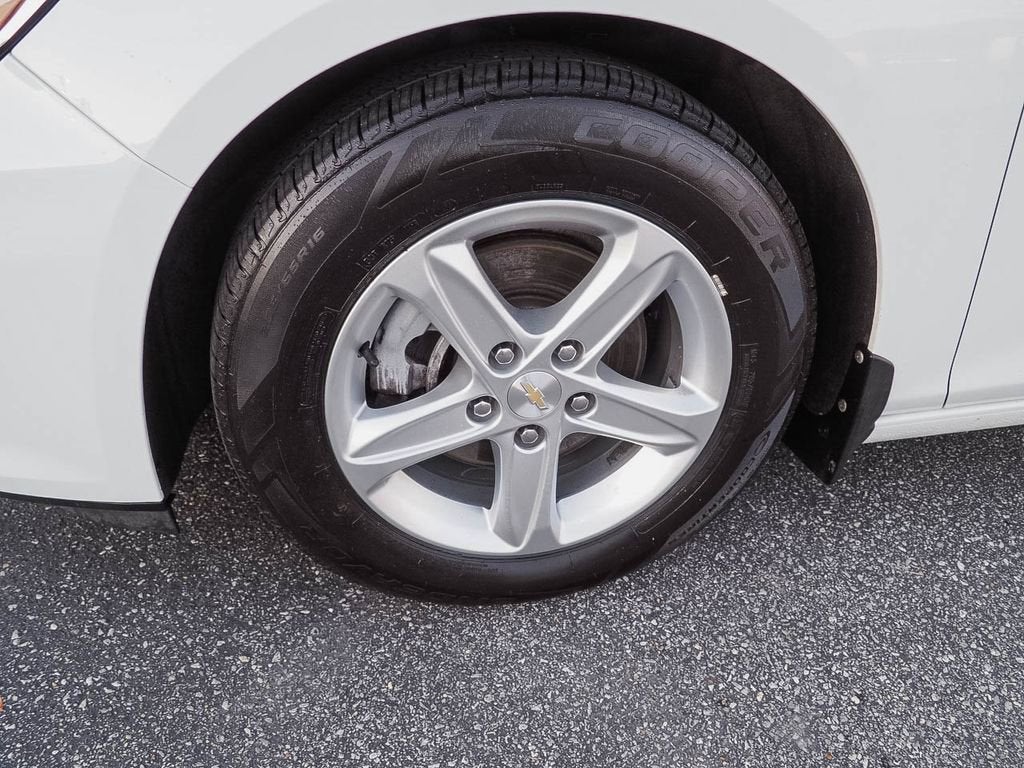 2022 Chevrolet Malibu LS