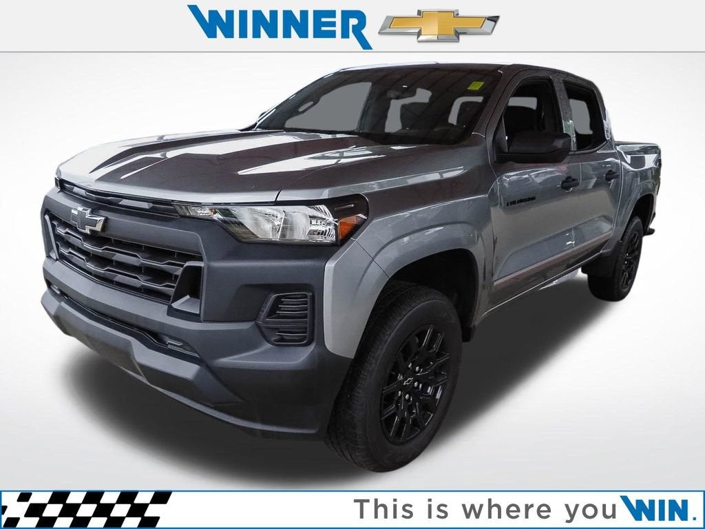 2025 Chevrolet Colorado WT/LT
