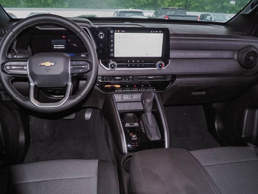 2025 Chevrolet Colorado WT/LT