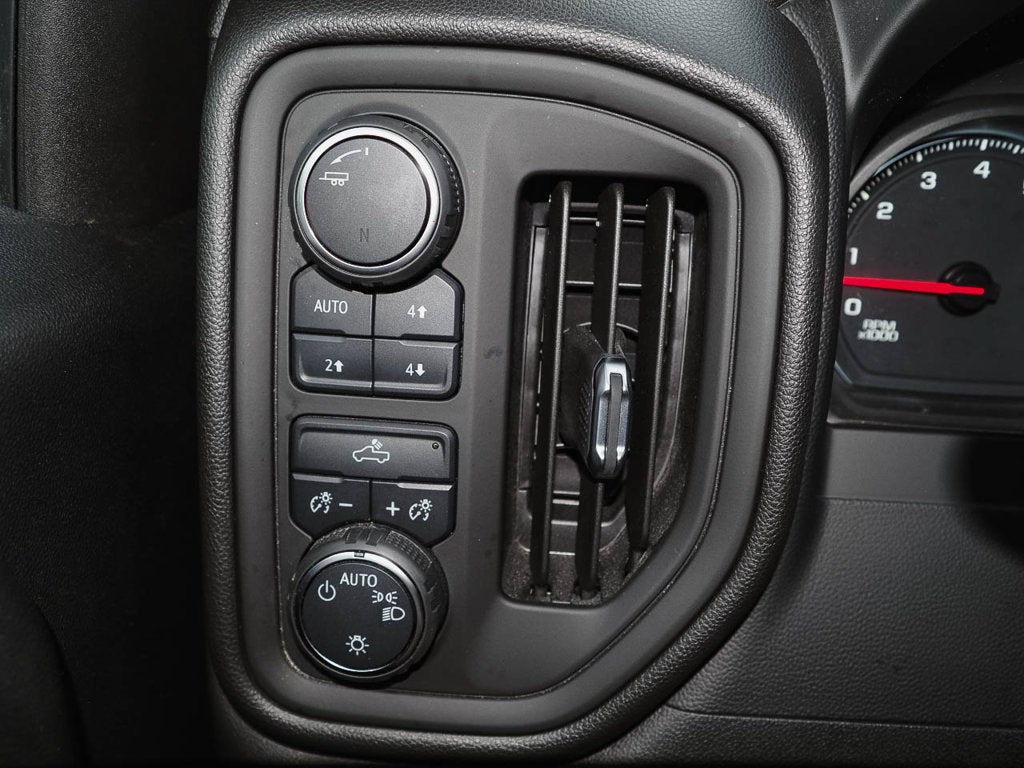 2021 Chevrolet Silverado 1500 Custom Trail Boss