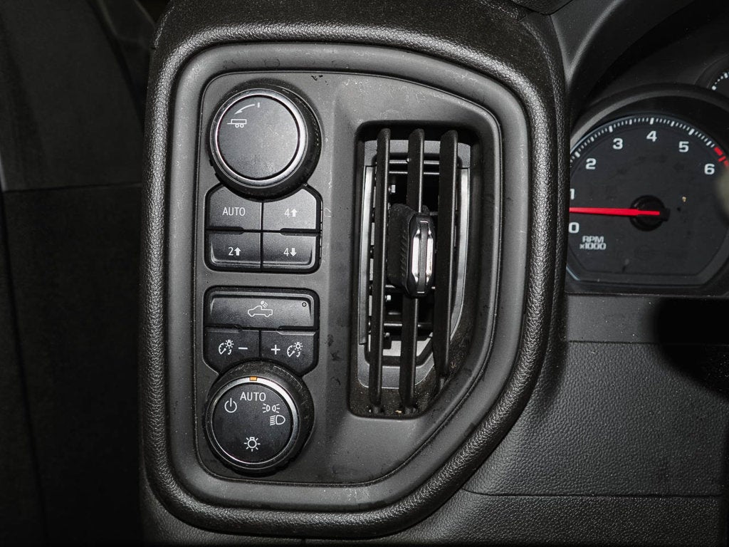 2021 Chevrolet Silverado 1500 Custom Trail Boss