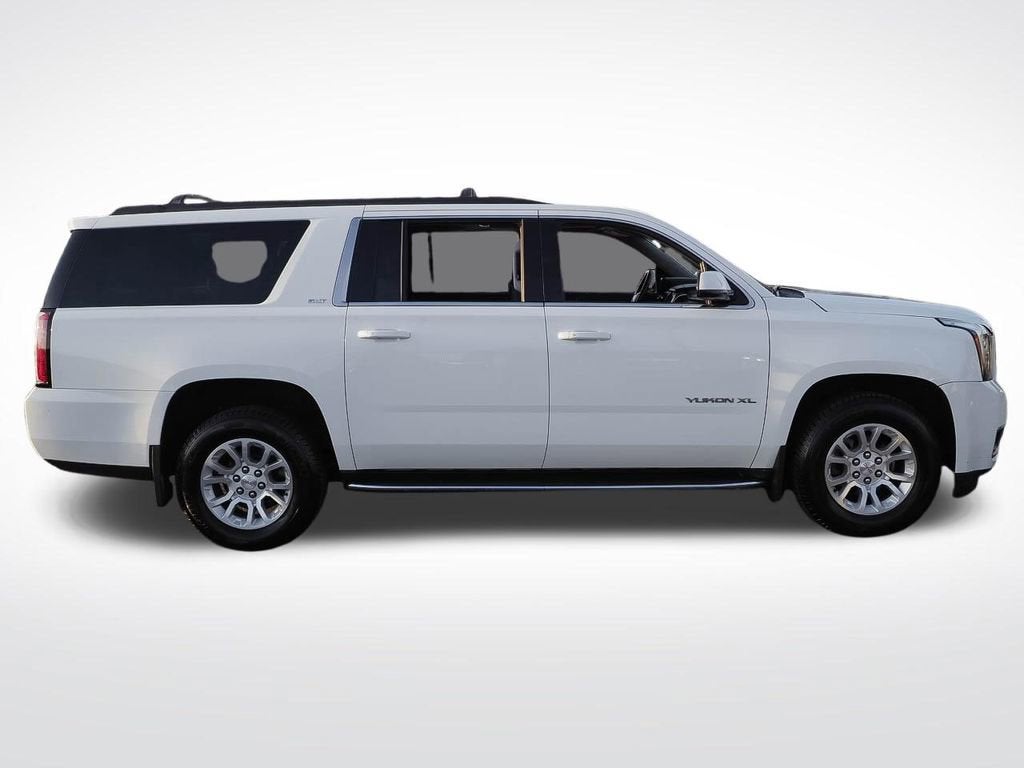 2017 GMC Yukon XL SLT