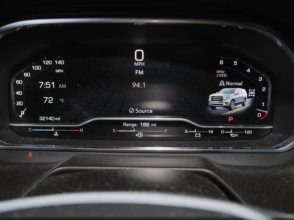 2023 GMC Yukon XL SLT