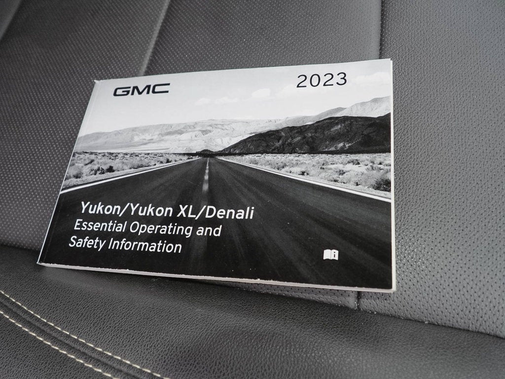 2023 GMC Yukon XL SLT