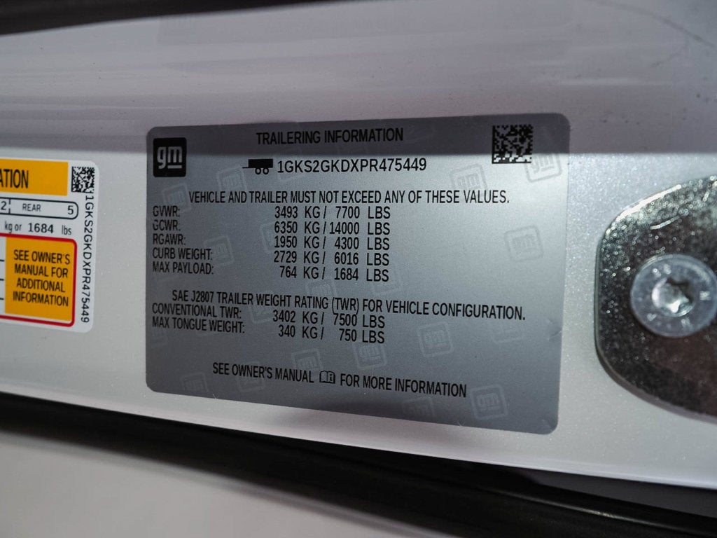 2023 GMC Yukon XL SLT