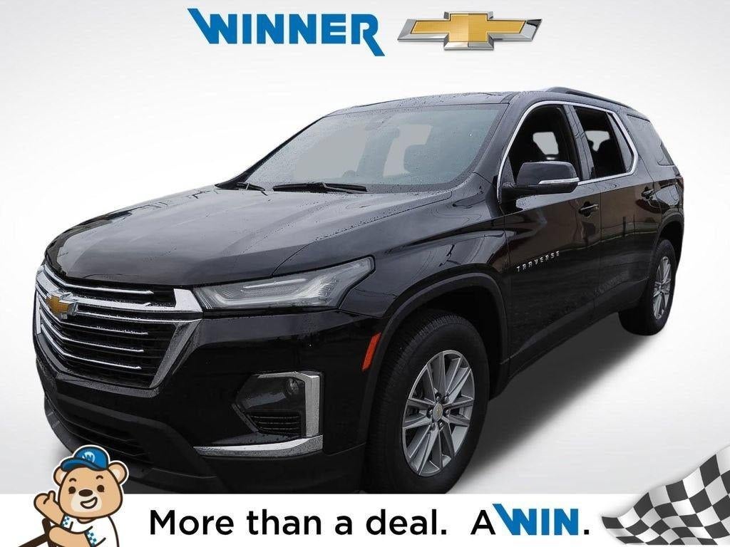 2023 Chevrolet Traverse LT Cloth