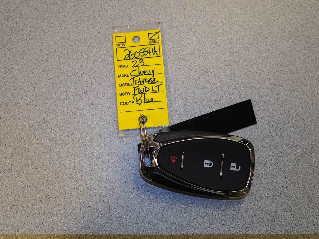 2023 Chevrolet Traverse LT Cloth