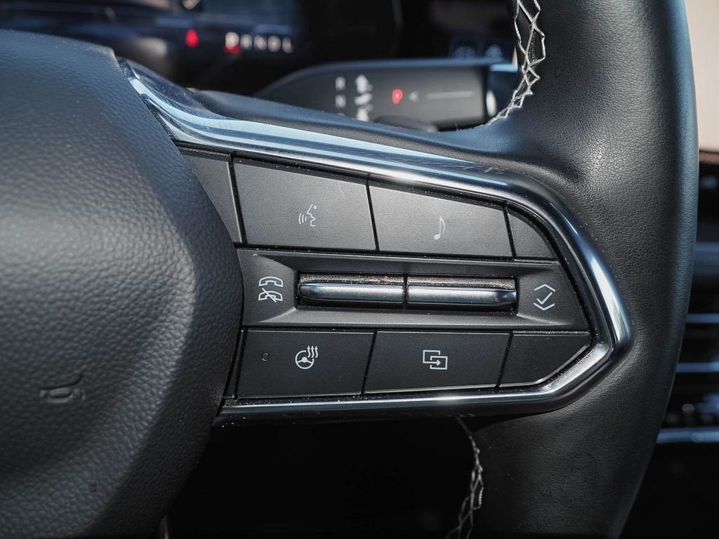 2024 Chevrolet Traverse LS