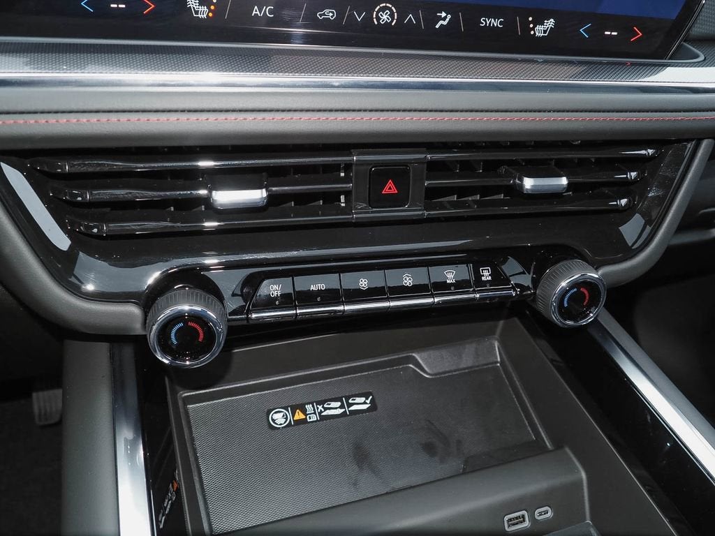 2025 Chevrolet Tahoe RST