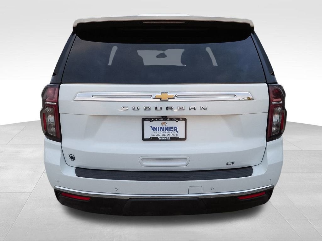 2023 Chevrolet Suburban LT