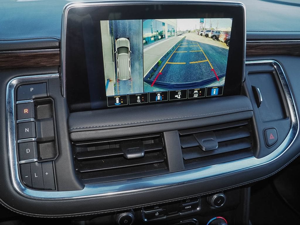 2022 Chevrolet Suburban LT