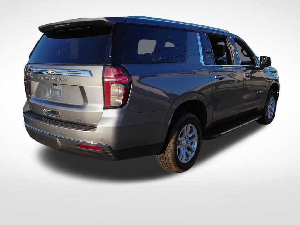 2022 Chevrolet Suburban LT