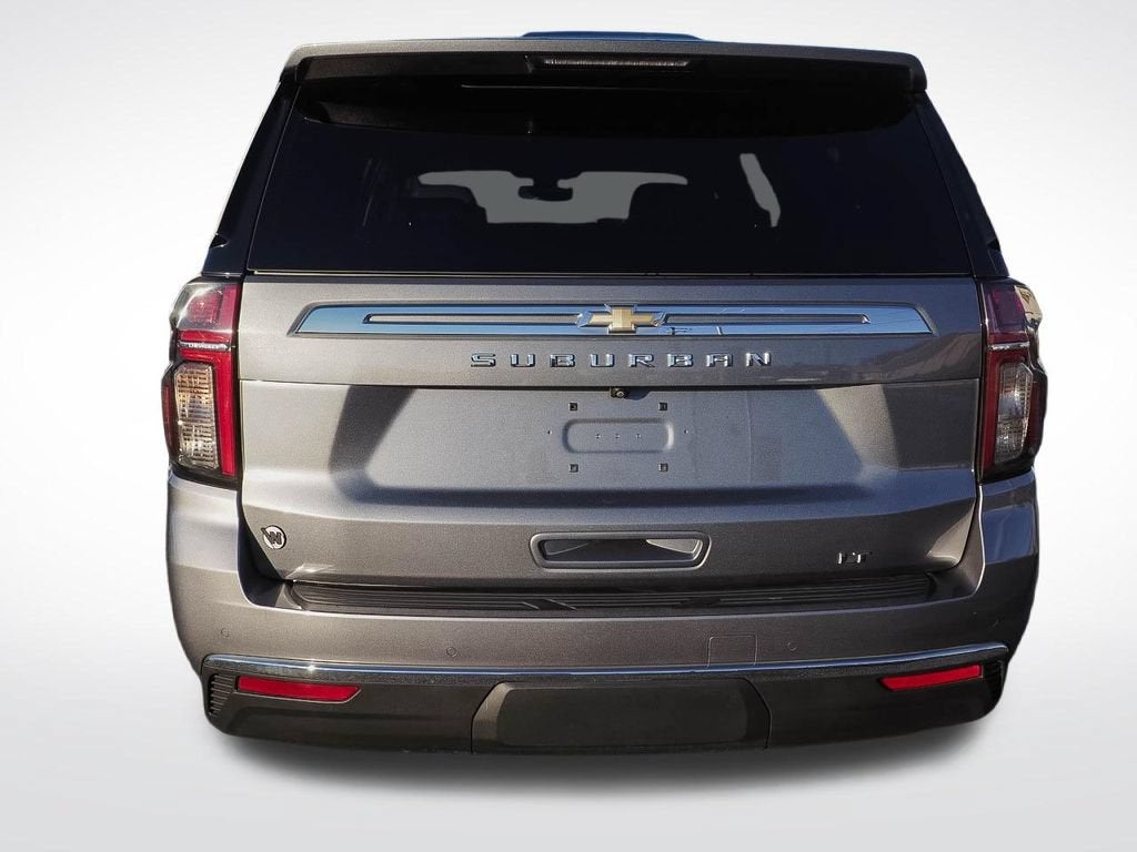 2022 Chevrolet Suburban LT