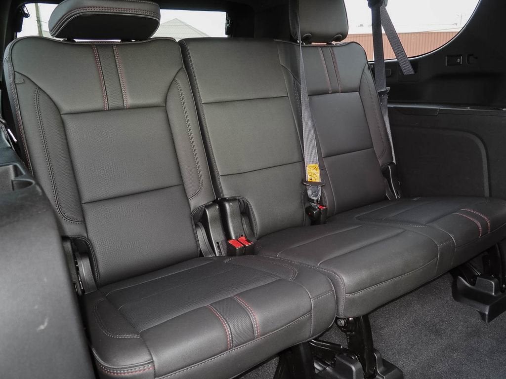 2022 Chevrolet Suburban RST