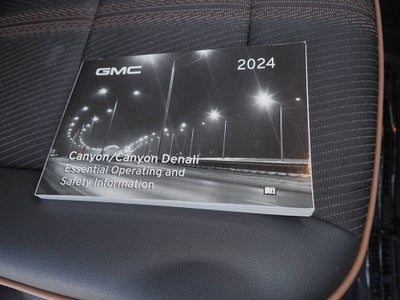 2024 GMC Canyon AT4