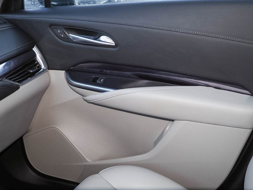 2023 Cadillac XT4 Luxury