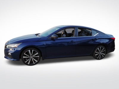 2020 Nissan Altima SR FWD