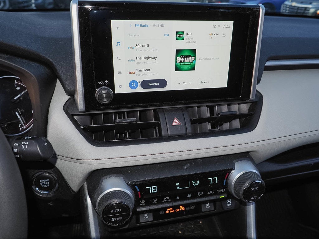 2023 Toyota RAV4 XLE