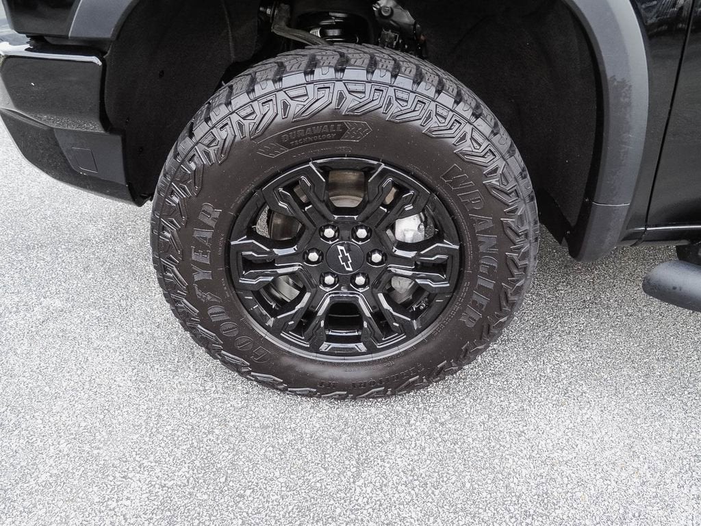 2025 Chevrolet Silverado 1500 ZR2