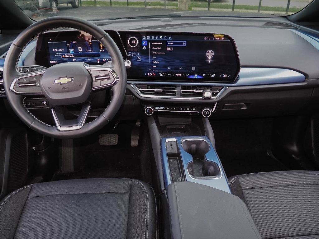 2025 Chevrolet Equinox EV LT
