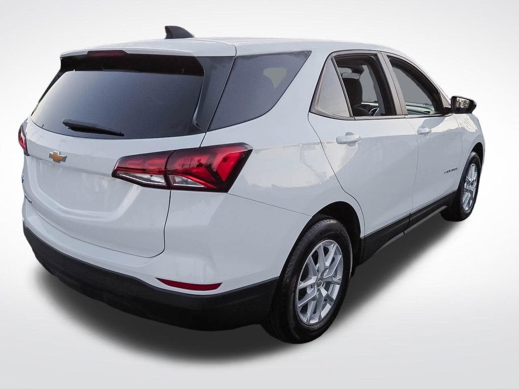 2022 Chevrolet Equinox LS