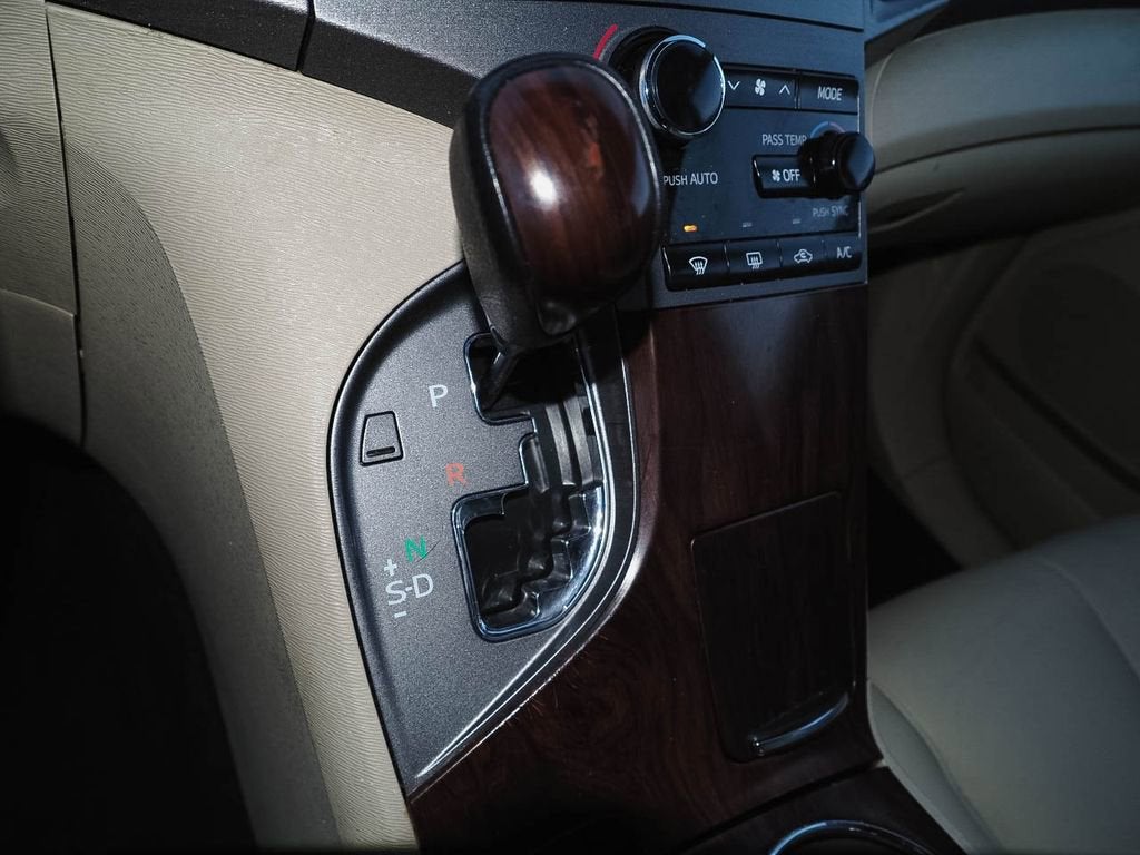 2013 Toyota Venza LE