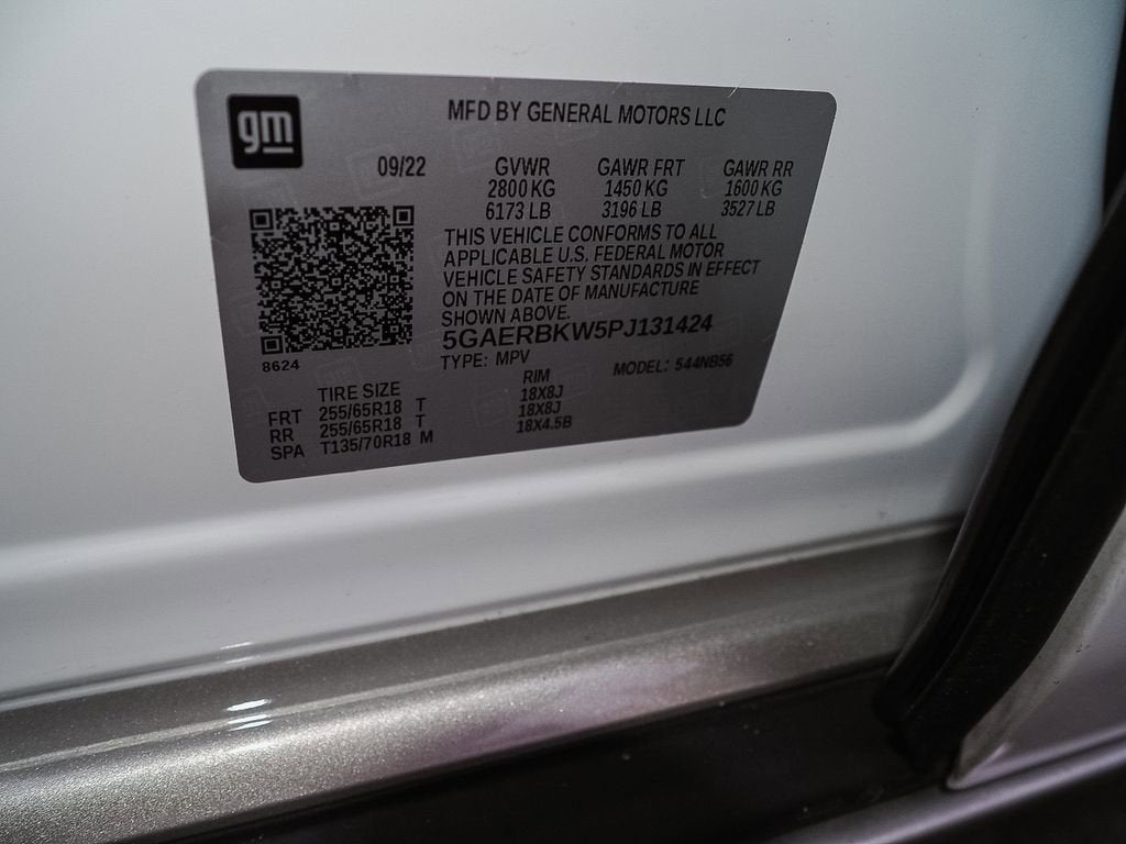 2023 Buick Enclave Essence