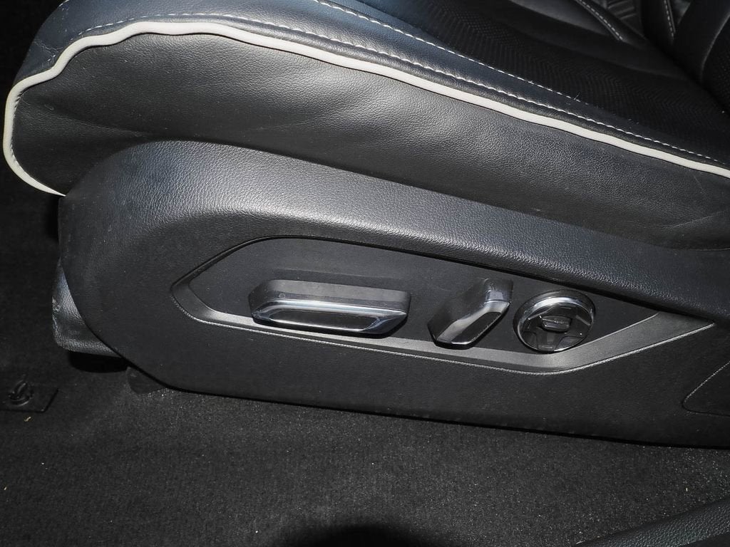 2023 Acura MDX w/Advance Package