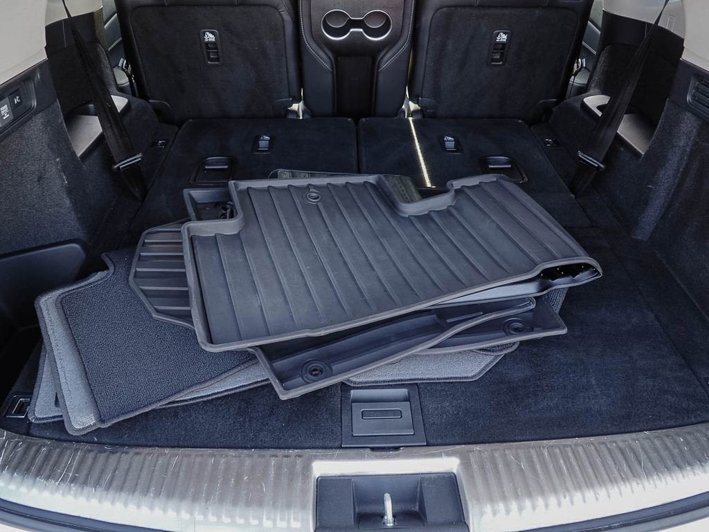 2023 Acura MDX w/Advance Package