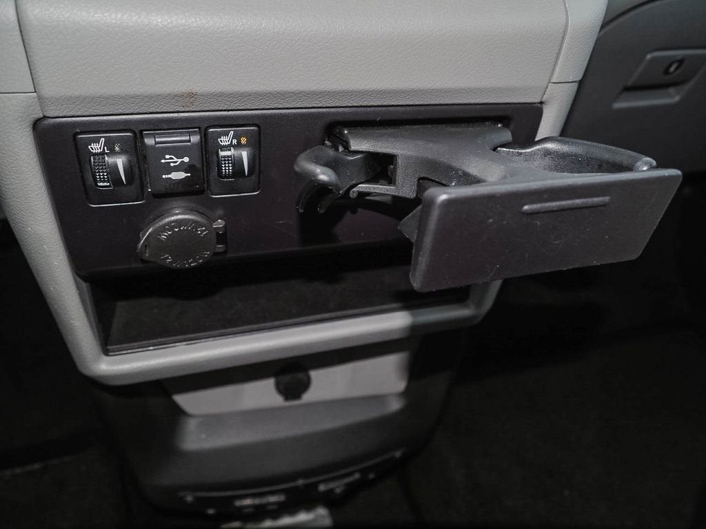 2019 Toyota Sienna XLE Auto Access Seat