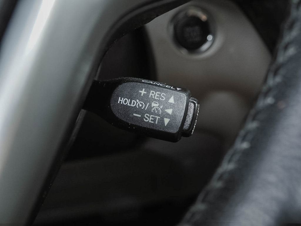 2019 Toyota Sienna XLE Auto Access Seat