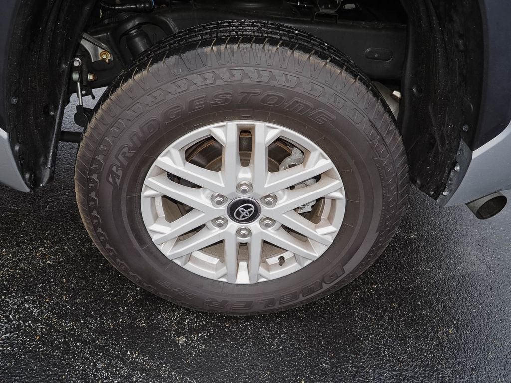 2025 Toyota Tundra SR5