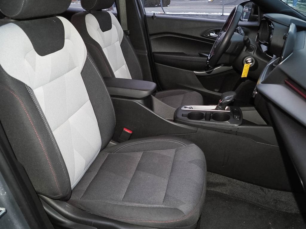 2025 Chevrolet Trax 1RS