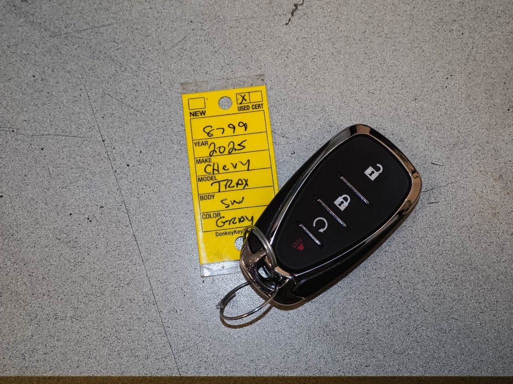 2025 Chevrolet Trax LT