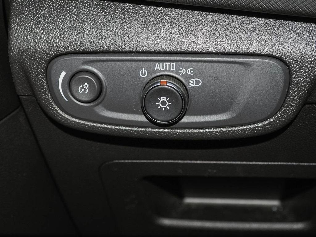 2025 Chevrolet Trailblazer LS