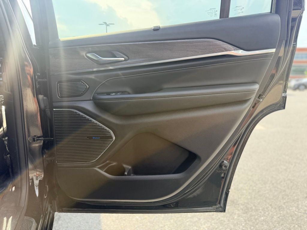 2022 Jeep Grand Cherokee L Overland