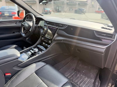 2022 Jeep Grand Cherokee L Overland