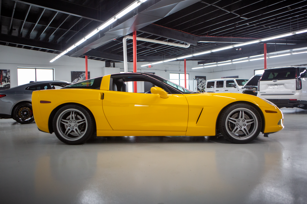 2005 Chevrolet Corvette Base