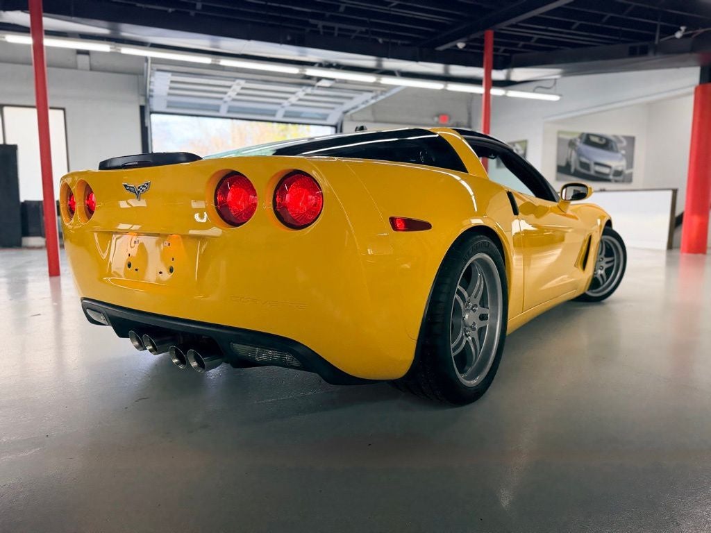 2005 Chevrolet Corvette Base