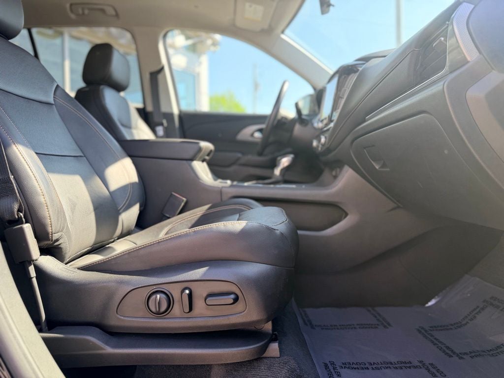 2021 Chevrolet Traverse Premier