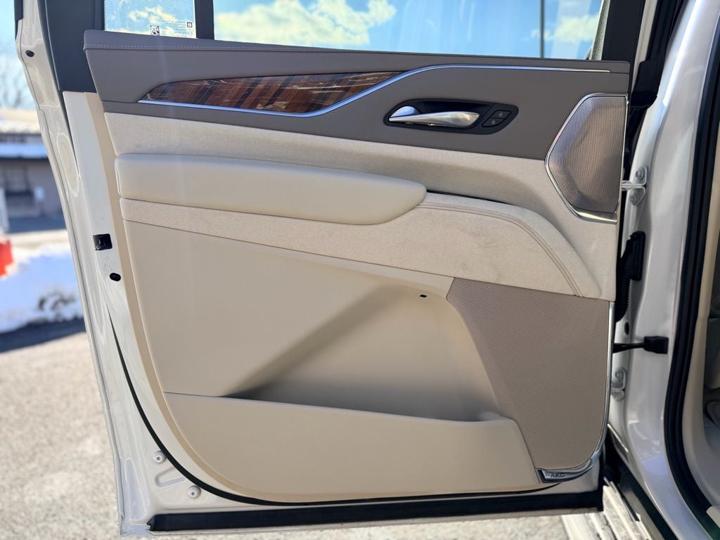 2024 Cadillac Escalade ESV Sport Platinum