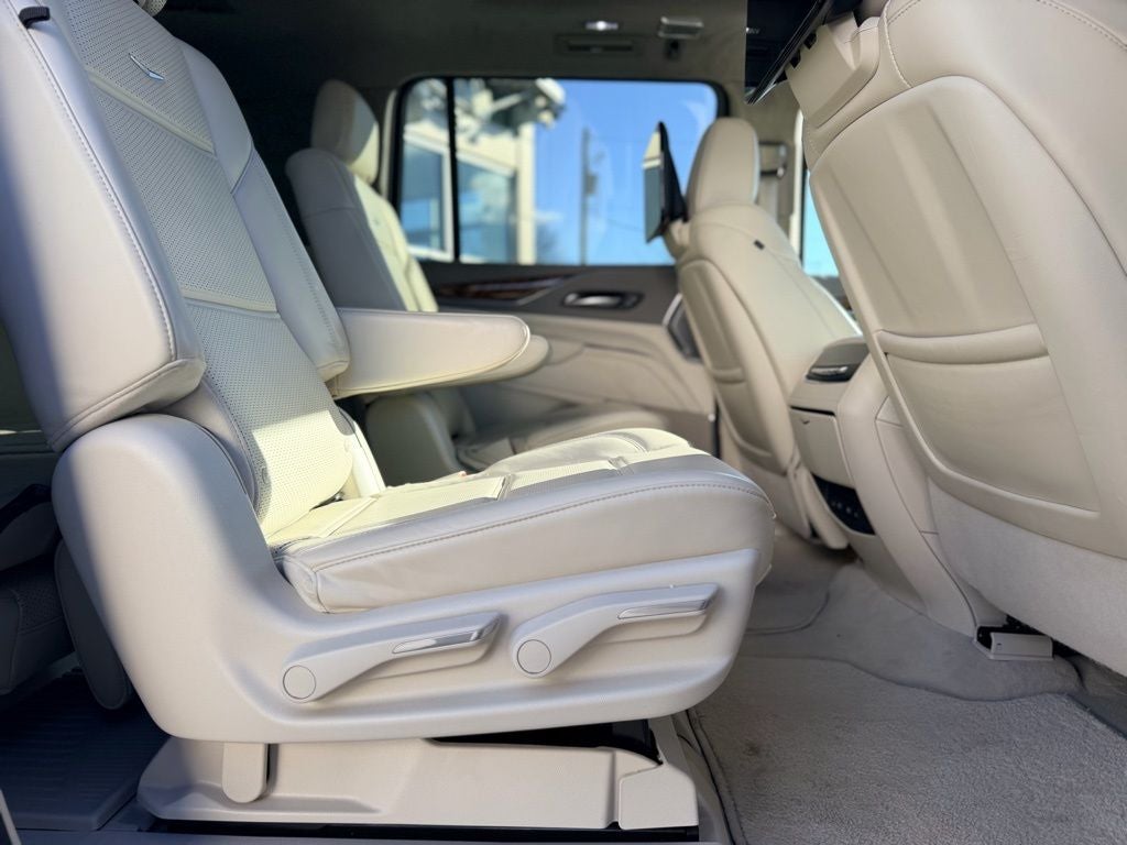 2024 Cadillac Escalade ESV Sport Platinum